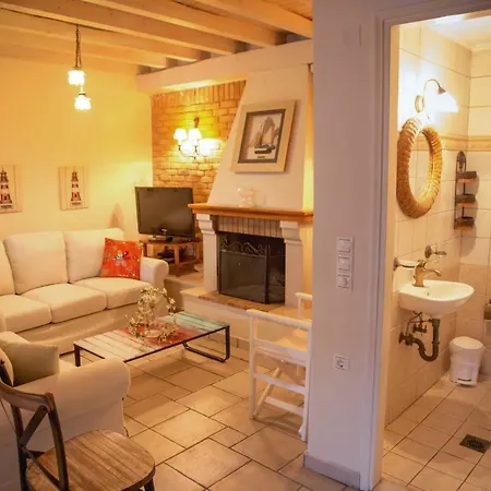 Traditional House In The Centre Of * Βασιλική