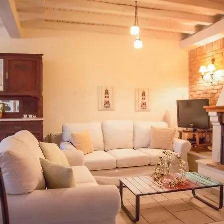Traditional House In The Centre Of Holiday home
