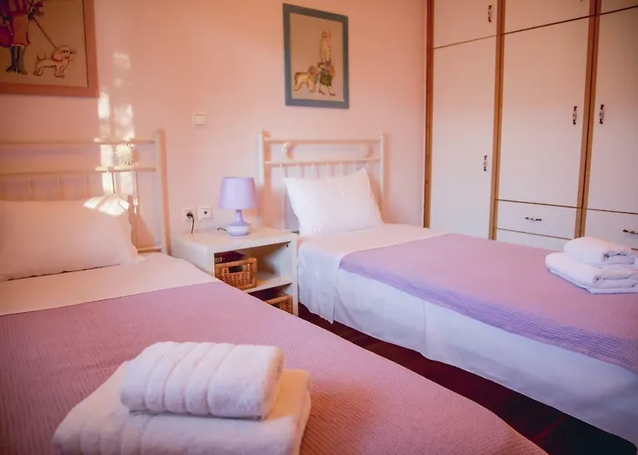 Holiday home Traditional House In The Centre Of *