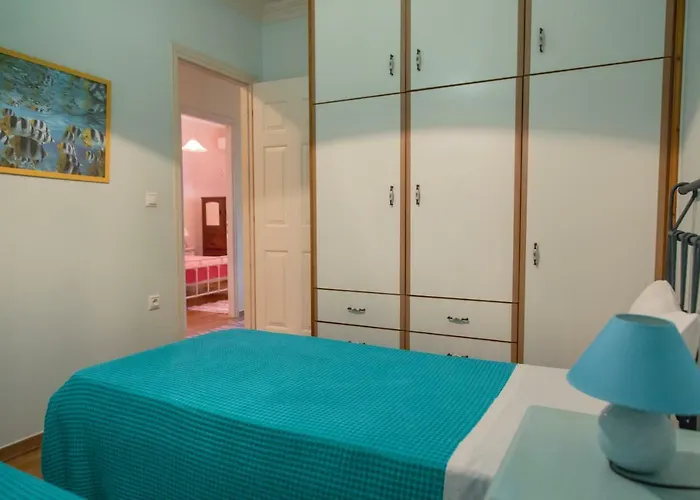 Traditional House In The Centre Of Vasiliki (Lefkada)